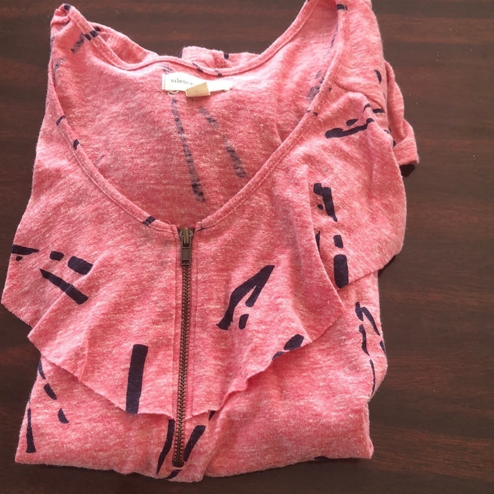 ⭐️2/25⭐️ Silence + Noise top w zip feature Small - Picture 4 of 4